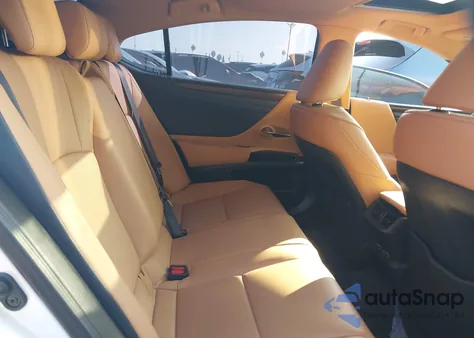 2025 Lexus Es 300H из США, поврежденный, VIN 58ADA1C12SU057003